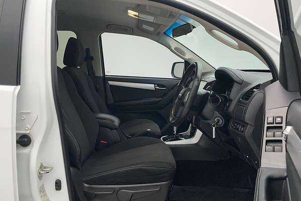 2017 Isuzu MU-X LS-U