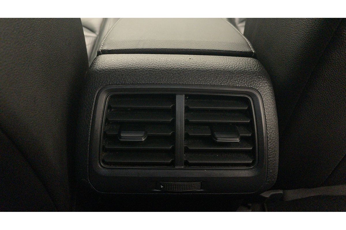 2017 Volkswagen Golf 110TSI Highline 7.5