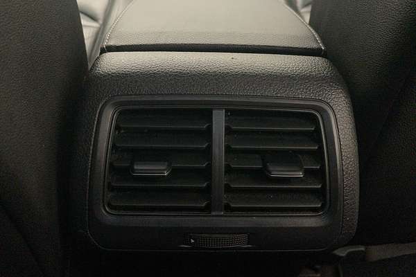 2017 Volkswagen Golf 110TSI Highline 7.5