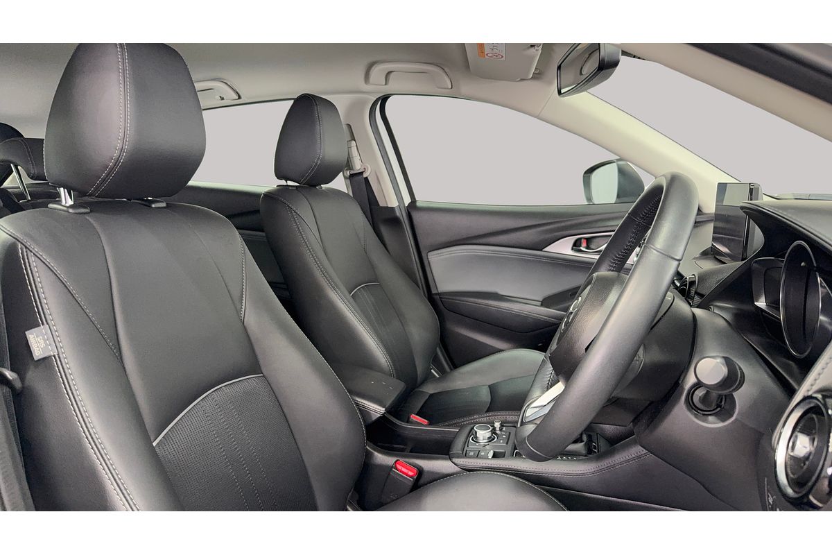 2023 Mazda CX-3 sTouring DK