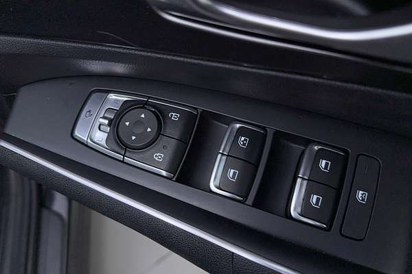 2022 Kia Sorento S MQ4