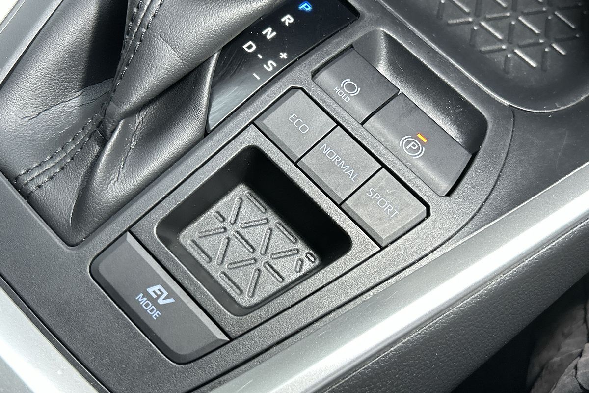 2020 Toyota RAV4 GX AXAH52R