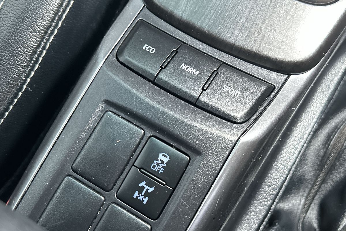 2020 Toyota Fortuner Crusade GUN156R
