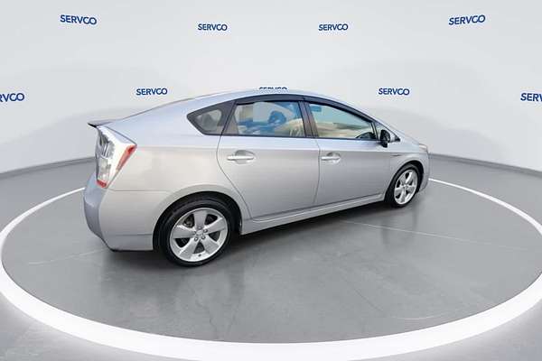 2010 Toyota Prius II