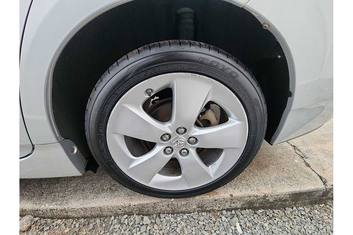 2010 Toyota Prius II