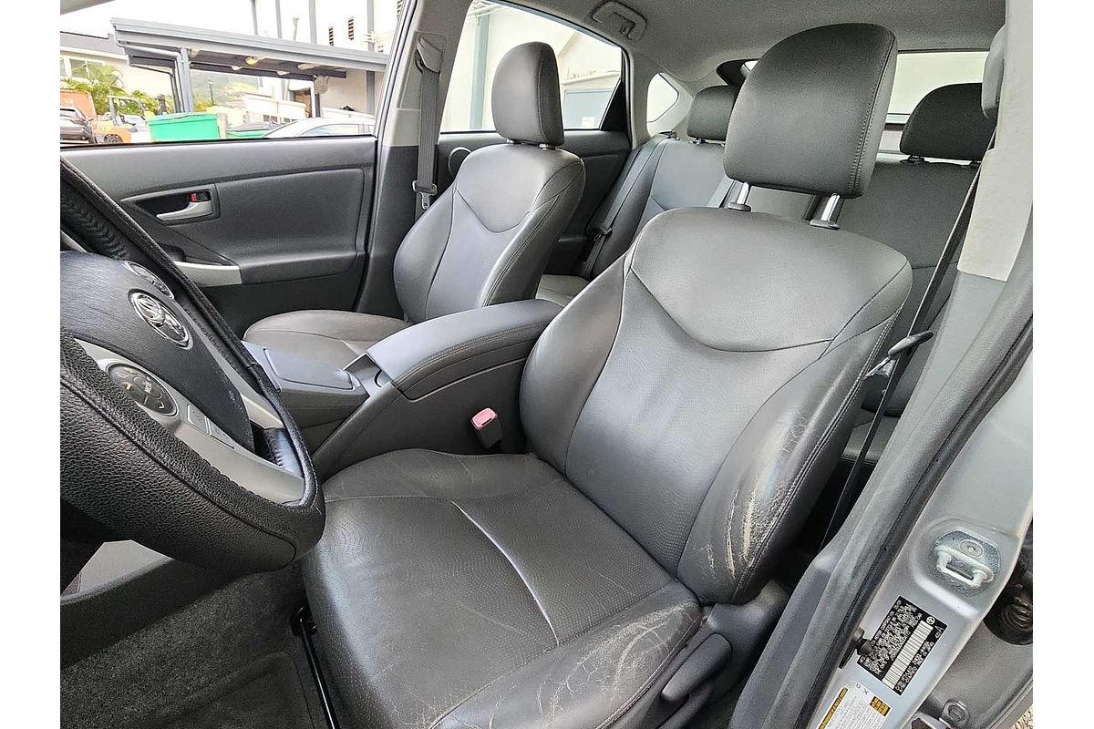 2010 Toyota Prius II