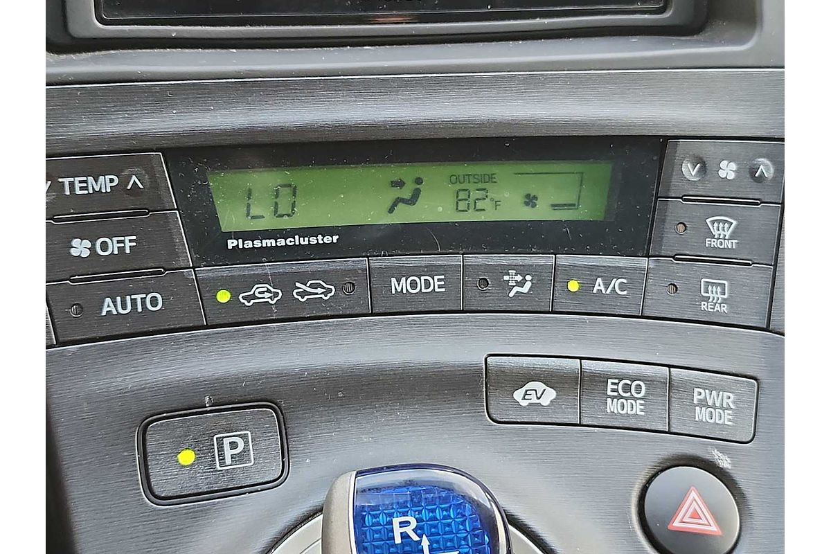 2010 Toyota Prius II