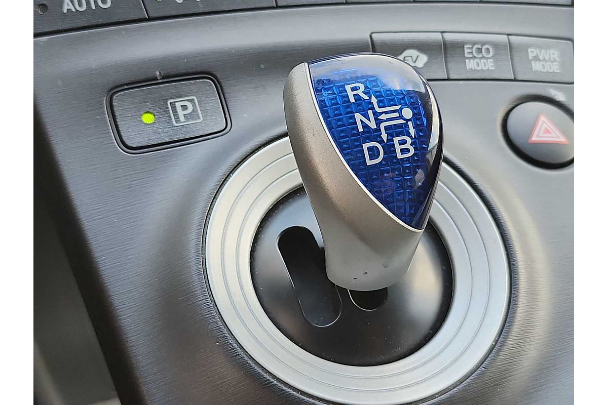 2010 Toyota Prius II