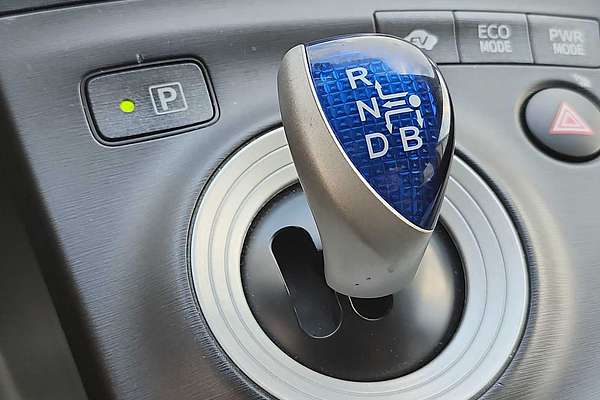 2010 Toyota Prius II