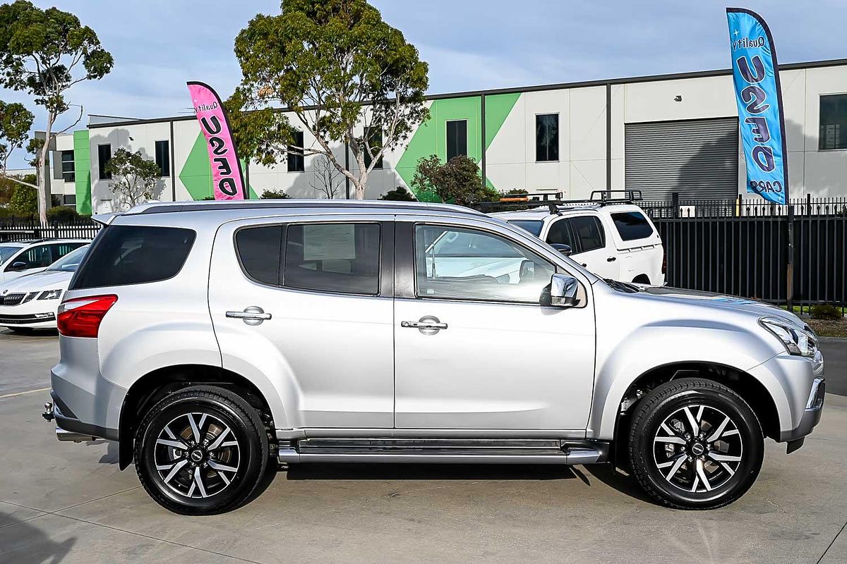 2021 Isuzu MU-X LS-T