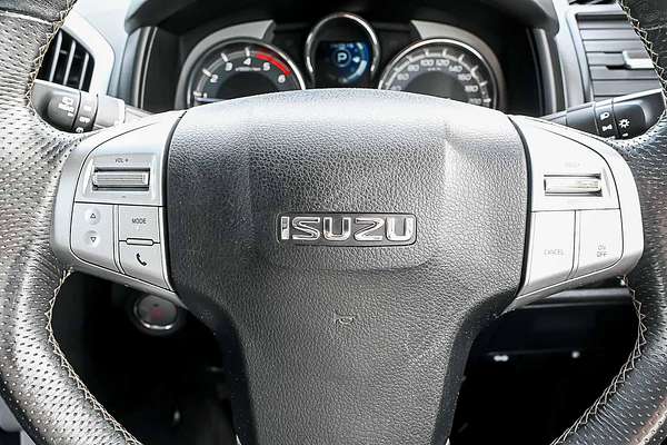 2021 Isuzu MU-X LS-T