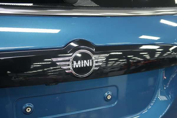 2021 MINI Countryman Cooper Classic F60 LCI