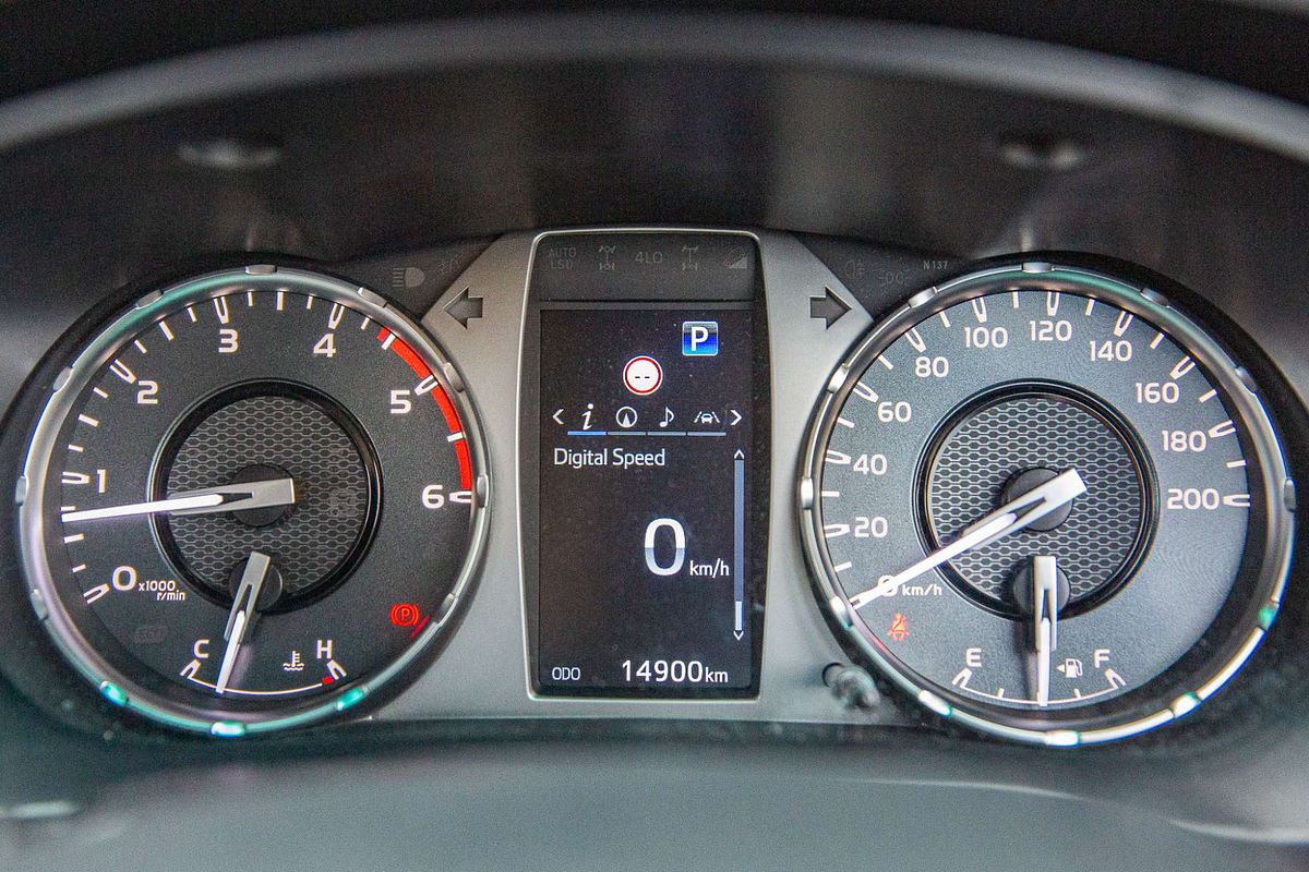 2023 Toyota Hilux SR5 GUN126R 4X4