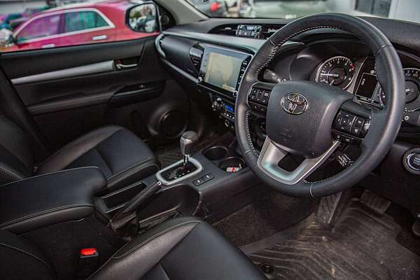 2023 Toyota Hilux SR5 GUN126R 4X4