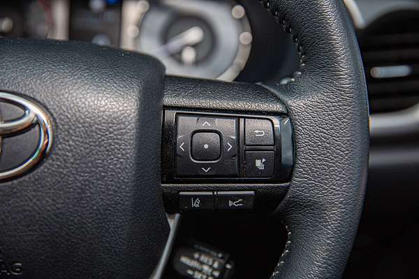 2023 Toyota Hilux SR5 GUN126R 4X4