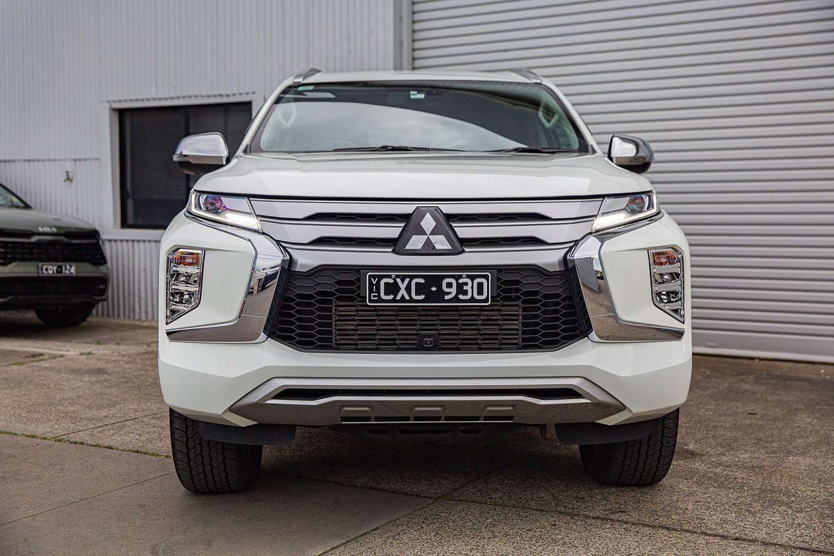 2022 Mitsubishi Pajero Sport GLS QF