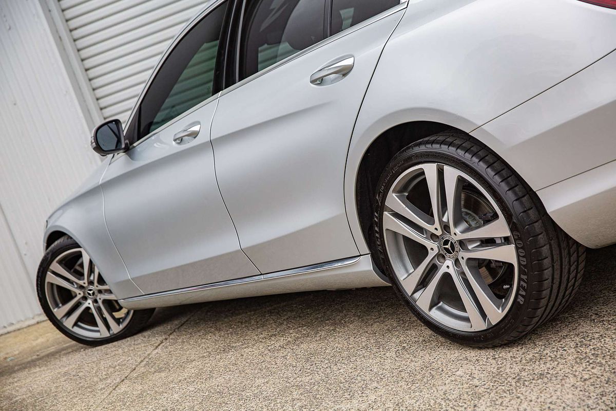 2018 Mercedes-Benz C-Class C300 W205