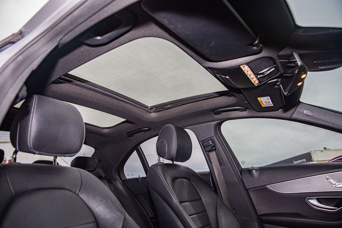 2018 Mercedes-Benz C-Class C300 W205