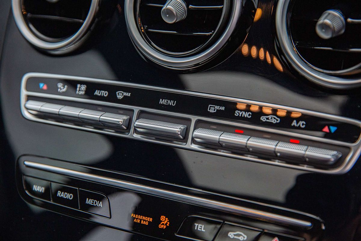 2018 Mercedes-Benz C-Class C300 W205