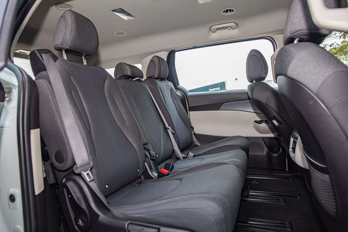 2022 Kia Carnival S KA4