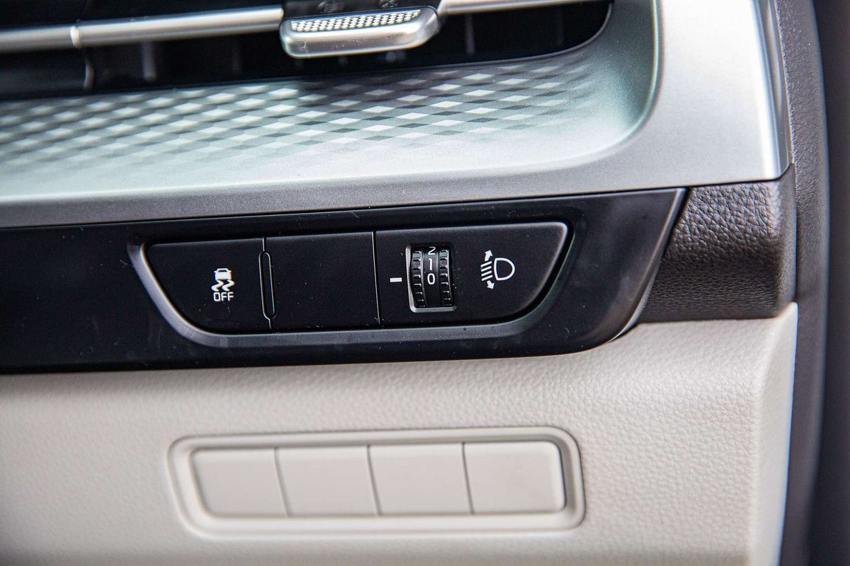 2022 Kia Carnival S KA4