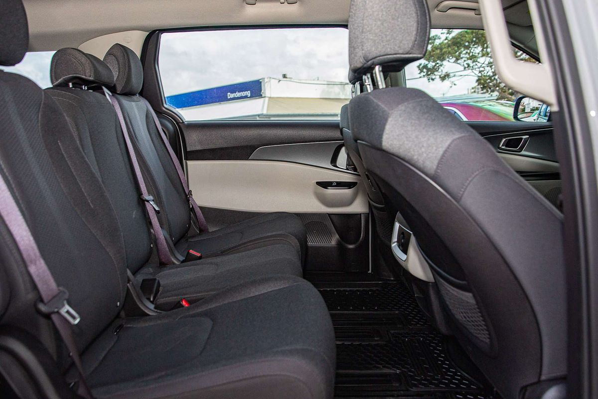 2021 Kia Carnival S KA4