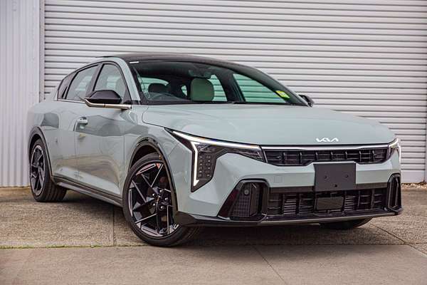 2025 Kia K4 GT-Line CL4m