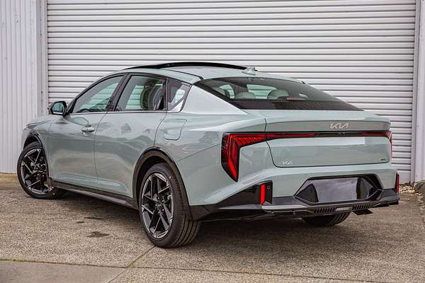 2025 Kia K4 GT-Line CL4m