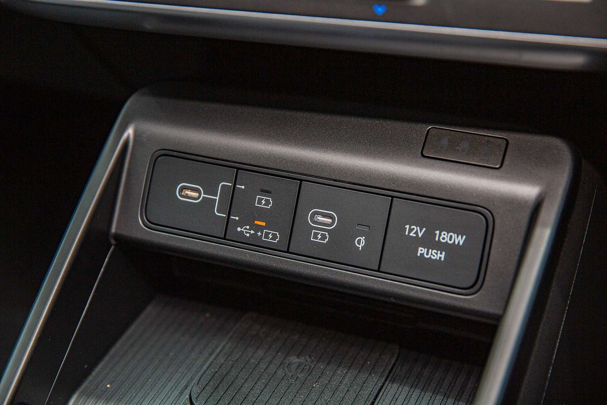 2025 Hyundai Kona Premium SX2.V3