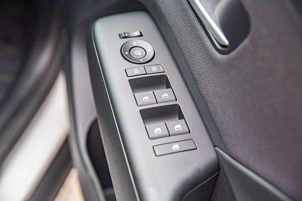 2025 Hyundai Kona Premium SX2.V3