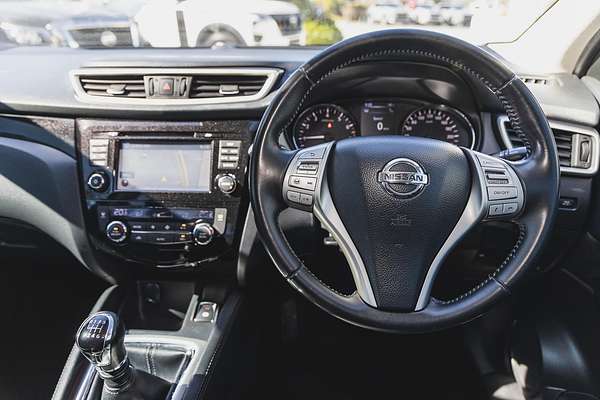 2015 Nissan QASHQAI Ti J11