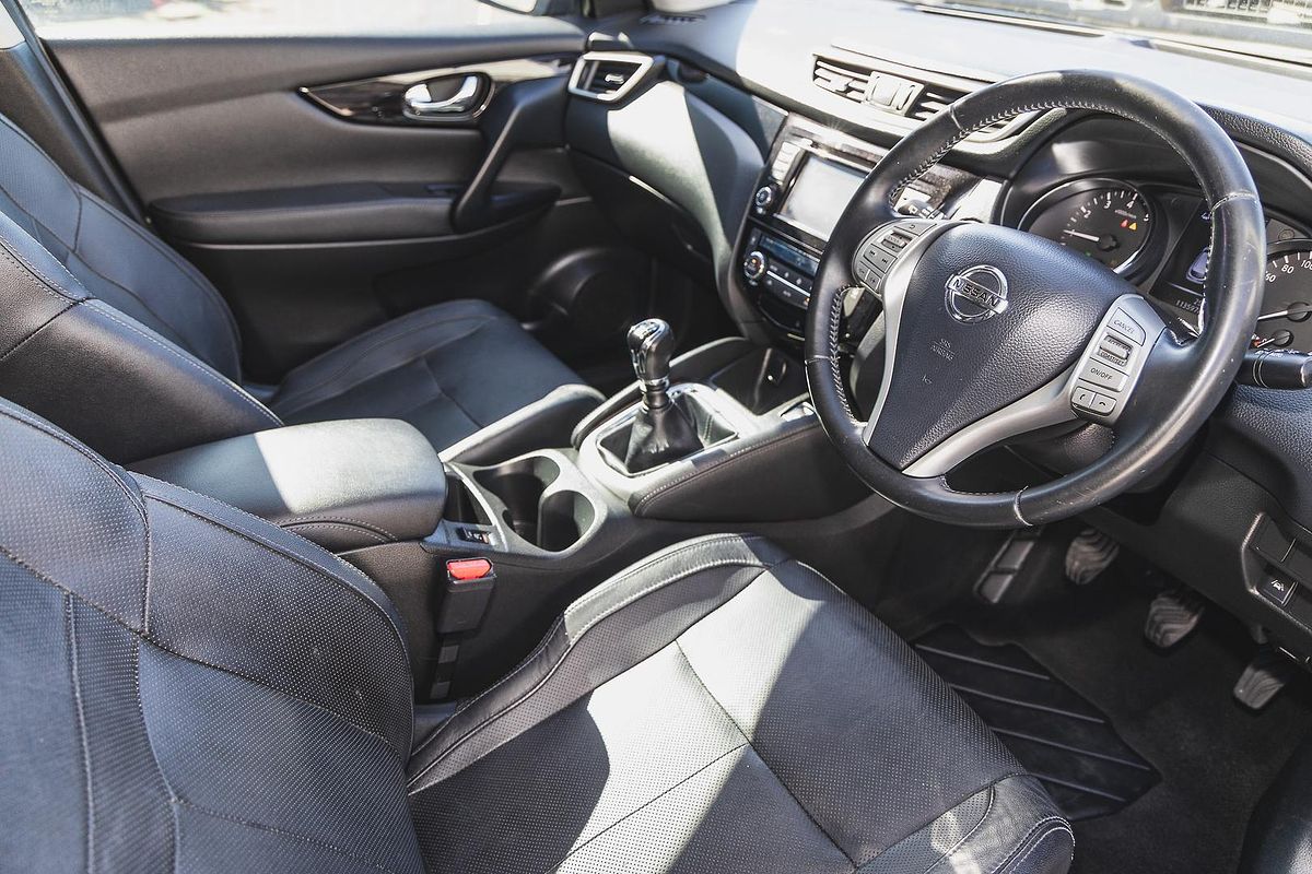 2015 Nissan QASHQAI Ti J11
