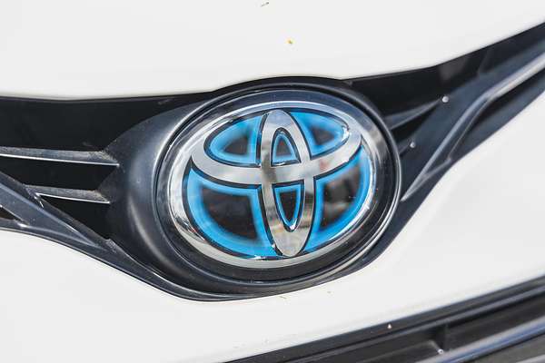 2023 Toyota Camry Ascent AXVH70R