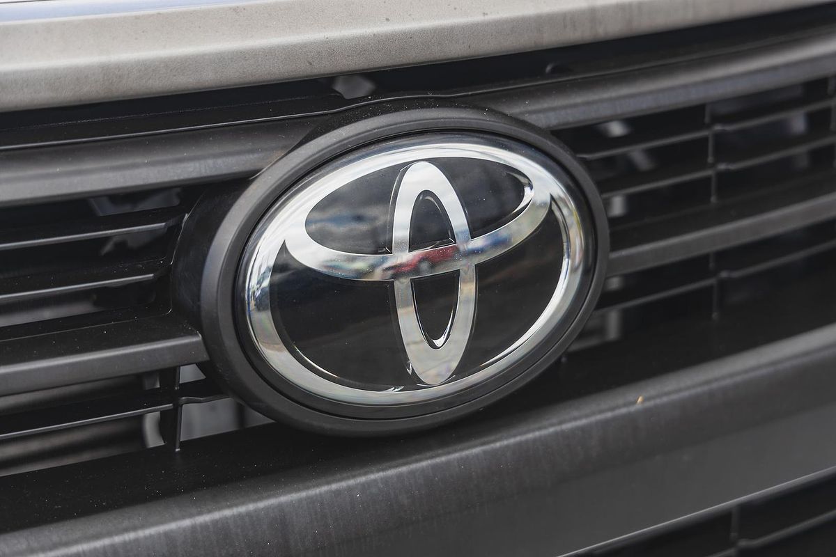 2020 Toyota Hilux SR GUN126R 4X4