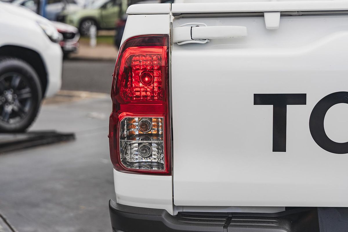 2020 Toyota Hilux SR GUN126R 4X4