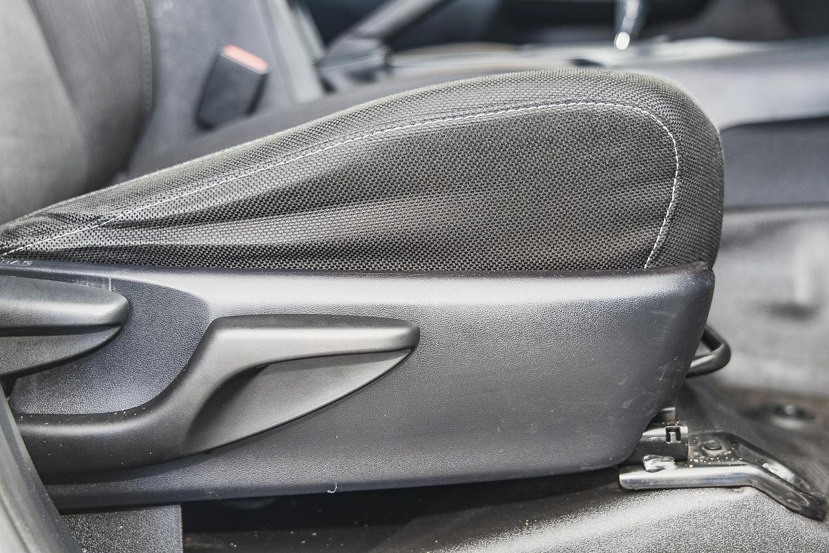 2020 Toyota Hilux SR GUN126R 4X4