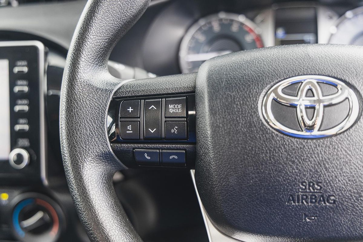 2020 Toyota Hilux SR GUN126R 4X4