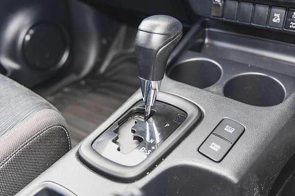 2020 Toyota Hilux SR GUN126R 4X4