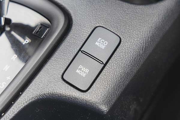 2020 Toyota Hilux SR GUN126R 4X4