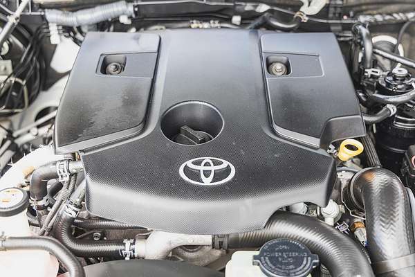 2020 Toyota Hilux SR GUN126R 4X4