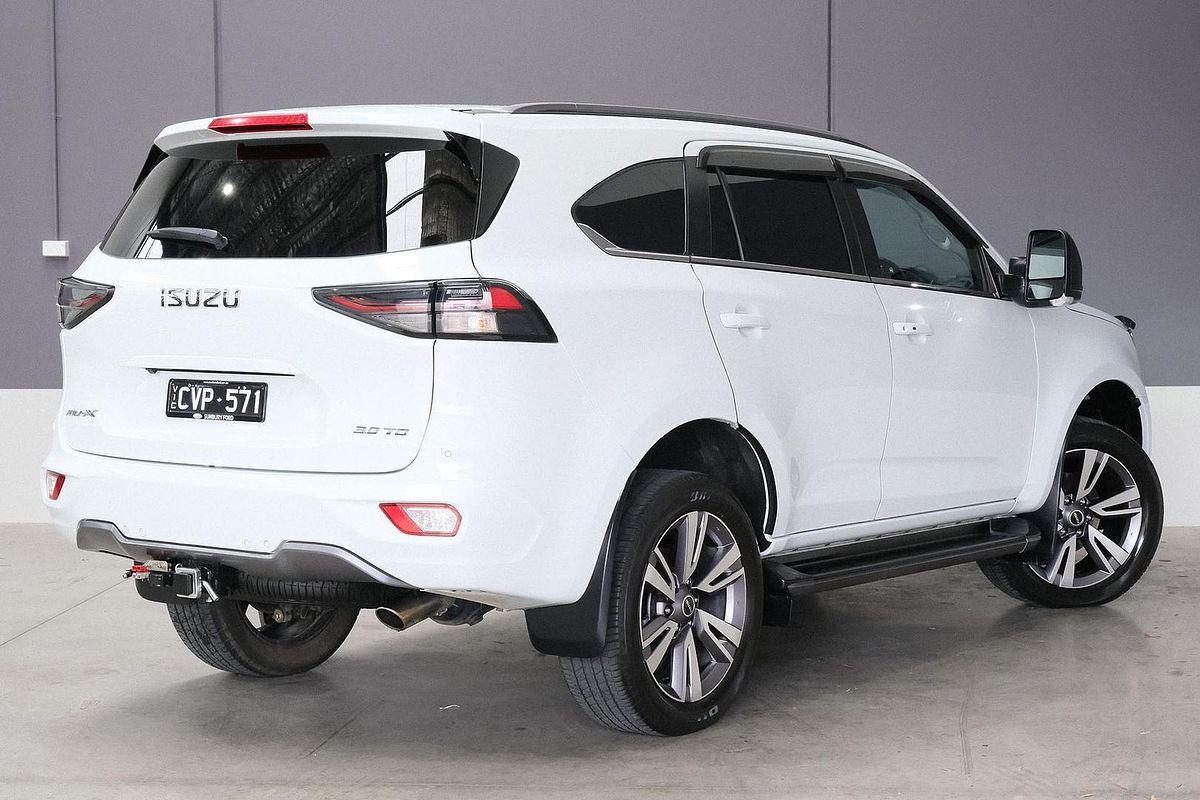 2023 Isuzu MU-X LS-T
