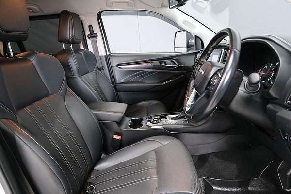 2023 Isuzu MU-X LS-T
