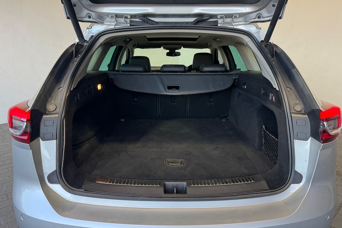 2018 Holden Calais V ZB