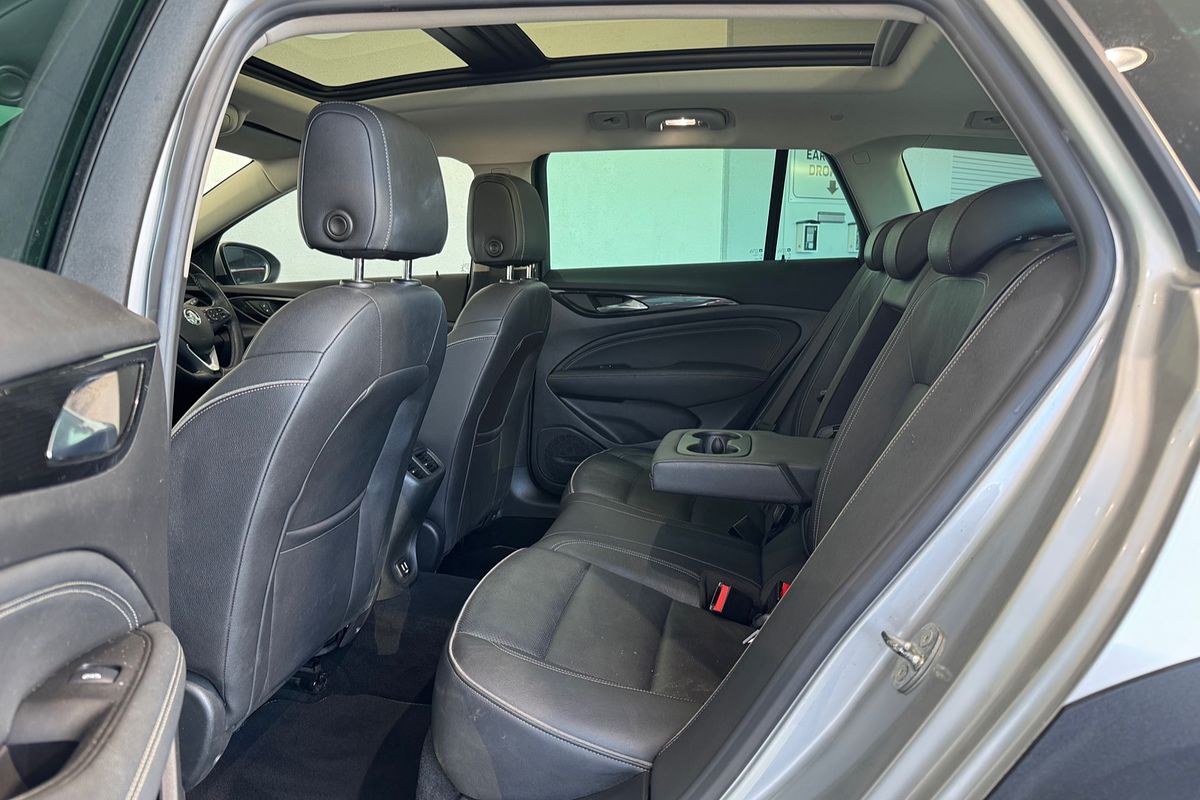 2018 Holden Calais V ZB