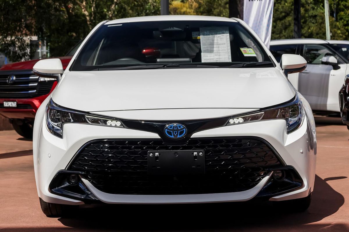 2024 Toyota Corolla SX Hybrid ZWE219R