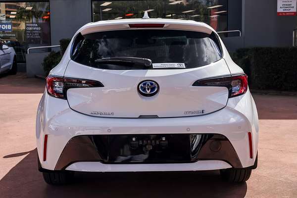 2024 Toyota Corolla SX Hybrid ZWE219R