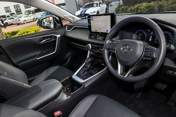 2024 Toyota RAV4 Cruiser AXAH52R