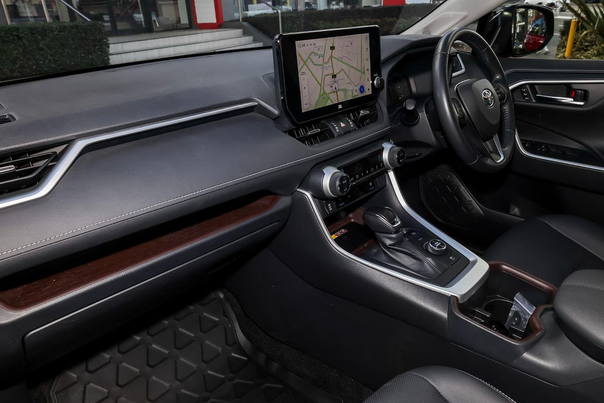 2024 Toyota RAV4 Cruiser AXAH54R
