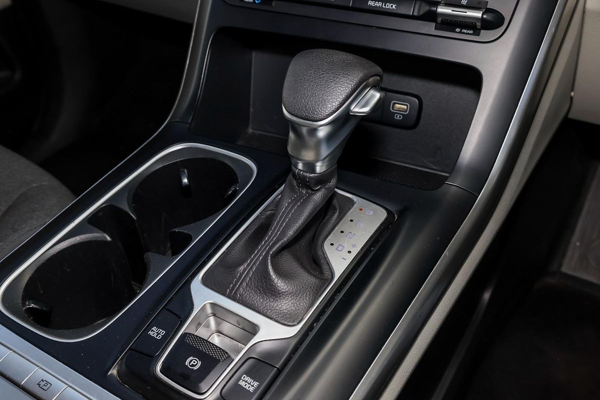 2021 Kia Carnival S KA4