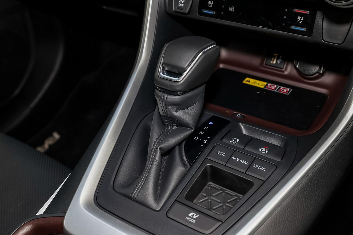2024 Toyota RAV4 Cruiser AXAH52R